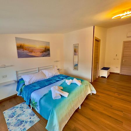 Casa Del Mare Hotell Bosa Exteriör bild