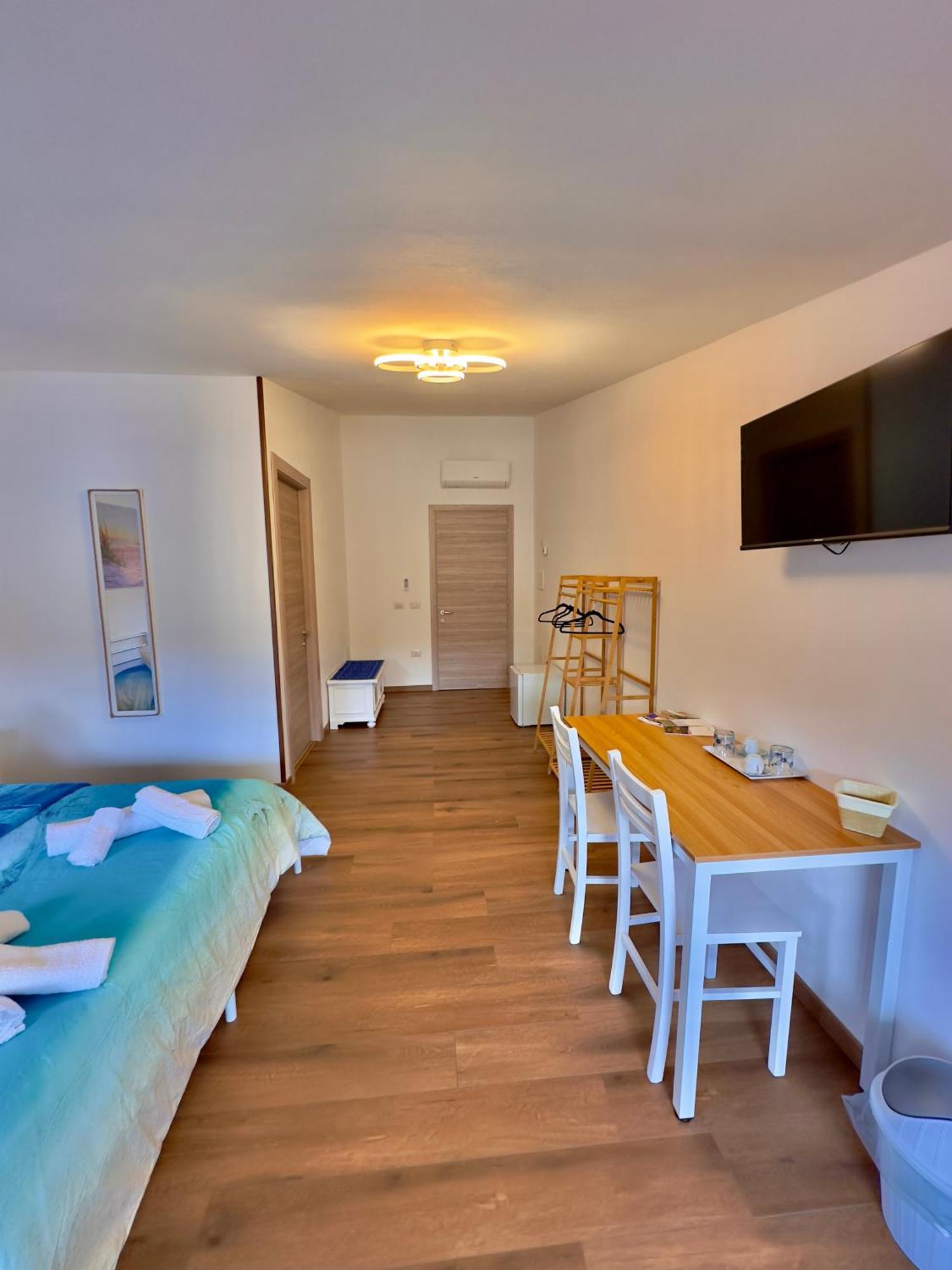 Casa Del Mare Hotell Bosa Exteriör bild